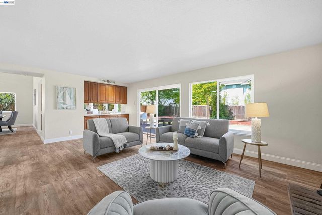 33646 Whimbrel Rd, Fremont, CA 94555