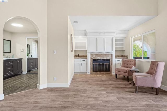 33646 Whimbrel Rd, Fremont, CA 94555