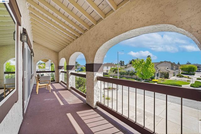 33646 Whimbrel Rd, Fremont, CA 94555