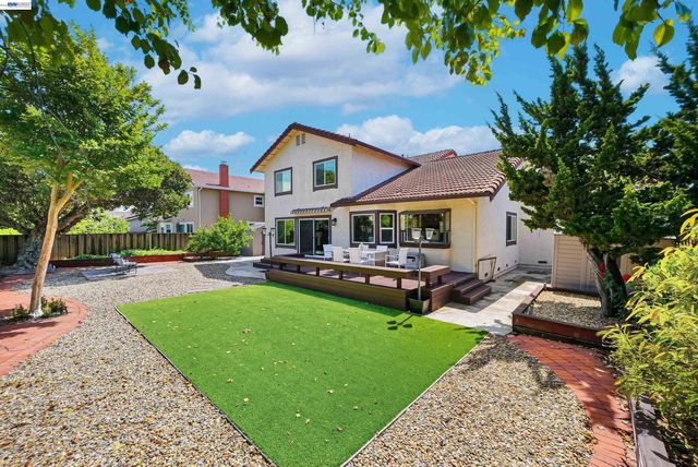 33646 Whimbrel Rd, Fremont, CA 94555