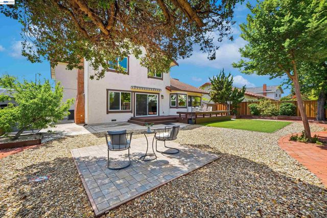 33646 Whimbrel Rd, Fremont, CA 94555