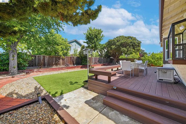 33646 Whimbrel Rd, Fremont, CA 94555