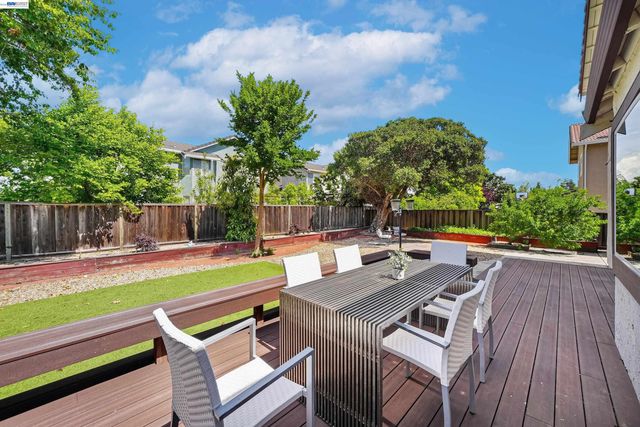 33646 Whimbrel Rd, Fremont, CA 94555