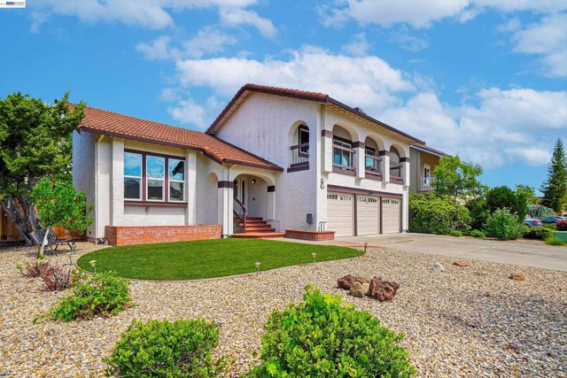 33646 Whimbrel Rd, Fremont, CA 94555