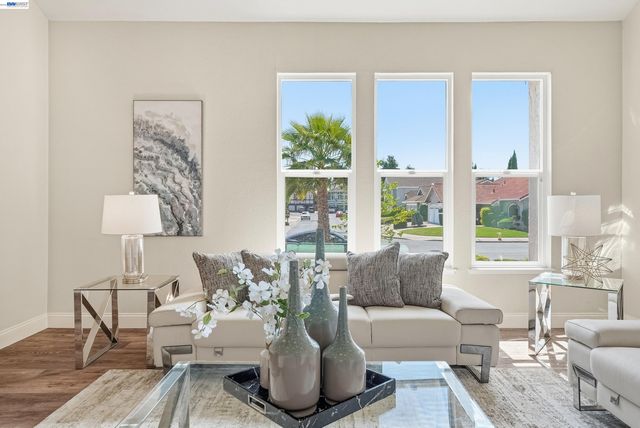 33646 Whimbrel Rd, Fremont, CA 94555