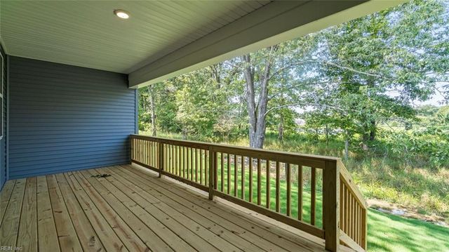 976 Intracoastal WAY, Chesapeake, VA 23322