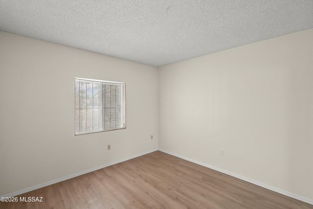 320 N Calle Del Lago, Green Valley, AZ 85614