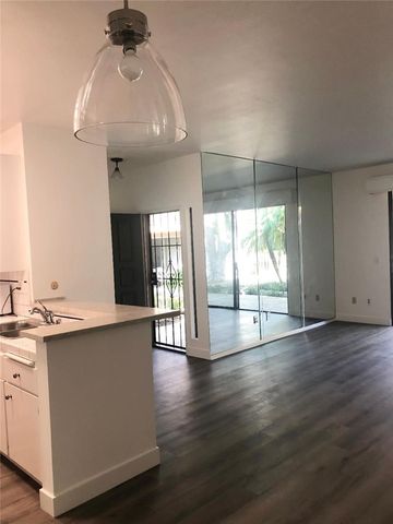 10550 Lakeside Drive N A, Garden Grove, CA 92840