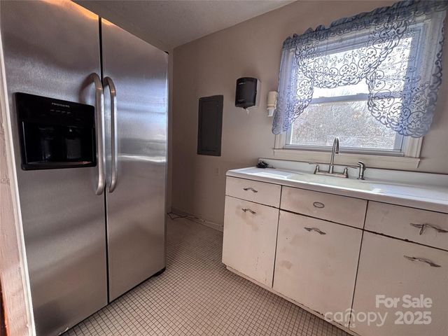 14740 Hatley Burris Road, Stanfield, NC 28163