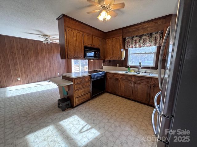 14740 Hatley Burris Road, Stanfield, NC 28163