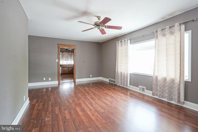 53 SICKLERVILLE RD, Williamstown, NJ 08094