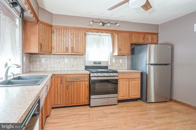 53 SICKLERVILLE RD, Williamstown, NJ 08094