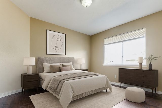 326 Dunford Court, Highlands, TX 77562