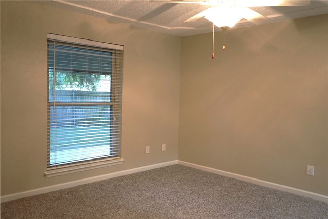 2504 Avonhill Drive, Arlington, TX 76015