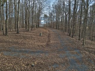 27 Piper Road, Russell Springs, KY 42642