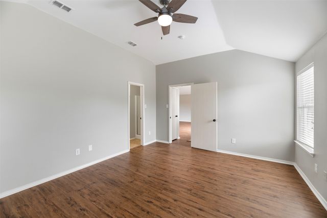 10905 Fawn Valley Drive, Fort Worth, TX 76140