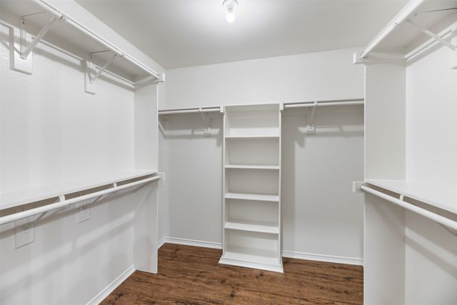 10905 Fawn Valley Drive, Fort Worth, TX 76140