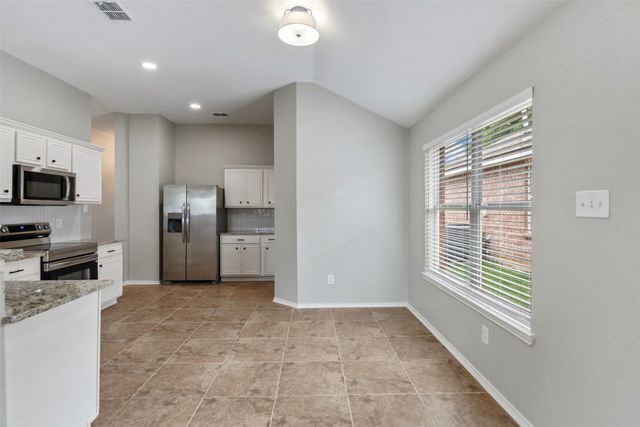 10905 Fawn Valley Drive, Fort Worth, TX 76140