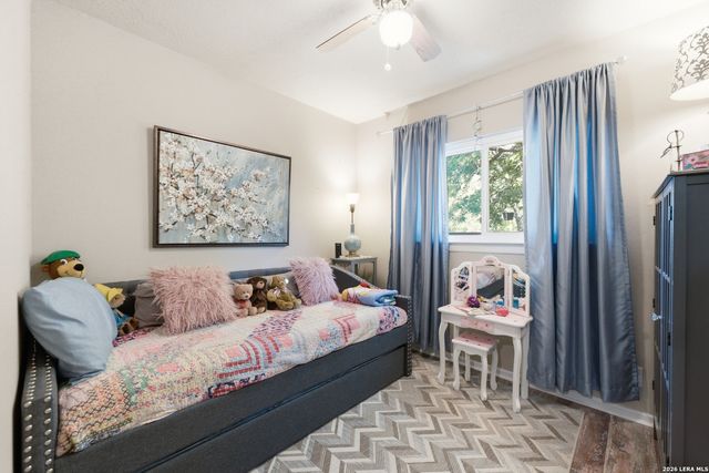 9746 Hidden Swan, San Antonio, TX 78250
