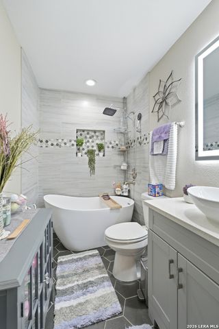9746 Hidden Swan, San Antonio, TX 78250