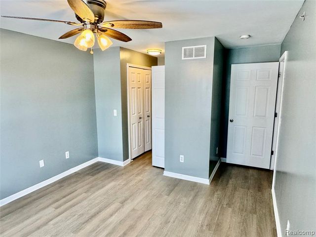 45678 Kennedy Avenue, Utica, MI 48315