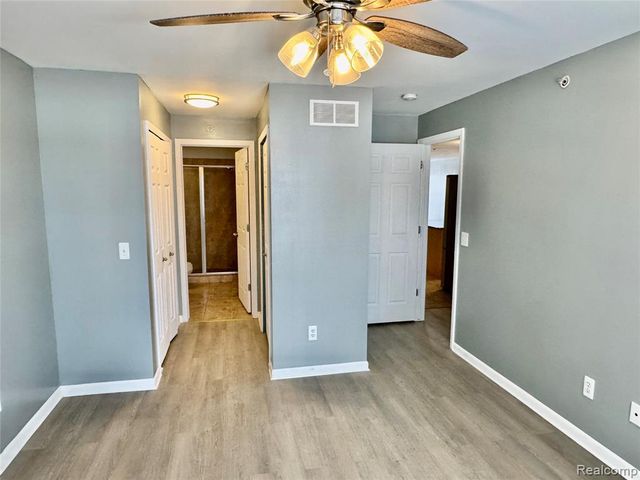 45678 Kennedy Avenue, Utica, MI 48315