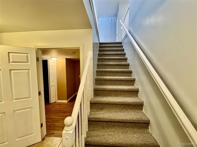 45678 Kennedy Avenue, Utica, MI 48315