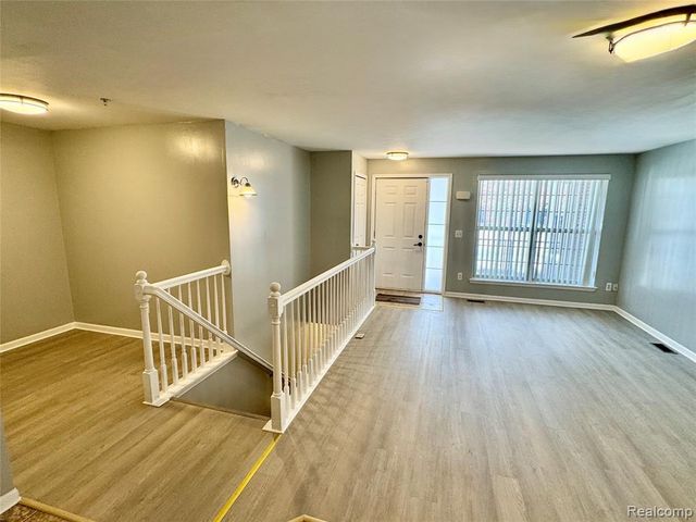 45678 Kennedy Avenue, Utica, MI 48315