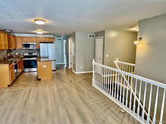 45678 Kennedy Avenue, Utica, MI 48315