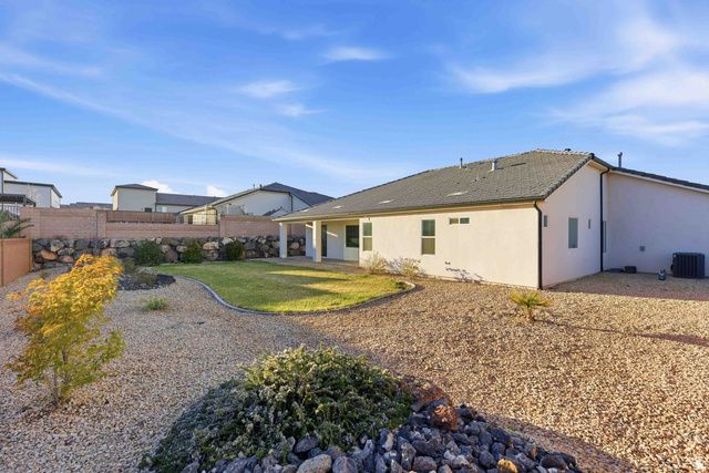 1925 W 180 N, Hurricane, UT 84737