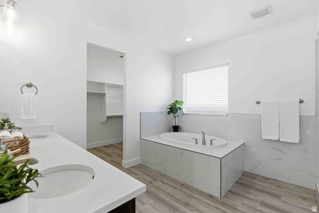 Image 25 of property listing at 1925 W 180 N, Hurricane, UT 84737