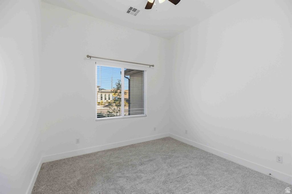 Image 35 of property listing at 1925 W 180 N, Hurricane, UT 84737