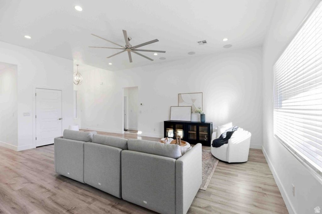 Image 41 of property listing at 1925 W 180 N, Hurricane, UT 84737