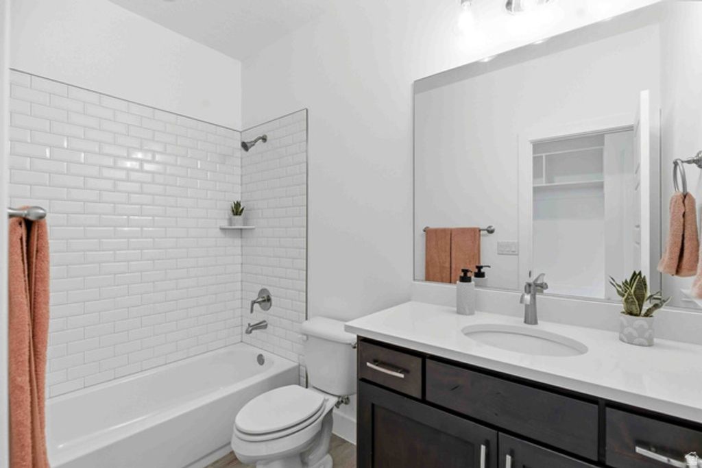 Image 44 of property listing at 1925 W 180 N, Hurricane, UT 84737