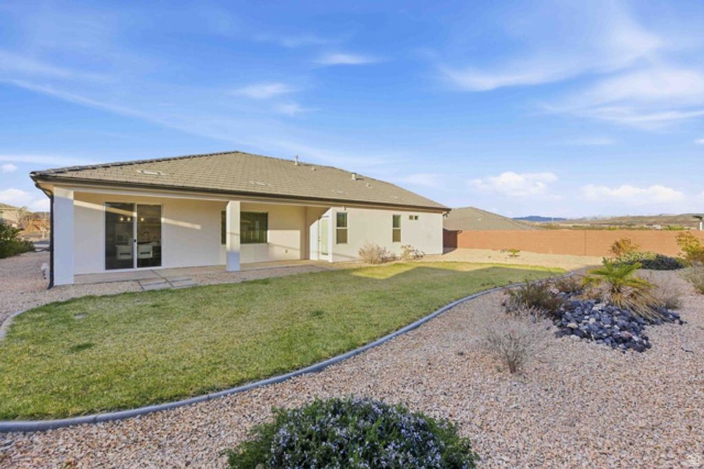 Image 47 of property listing at 1925 W 180 N, Hurricane, UT 84737