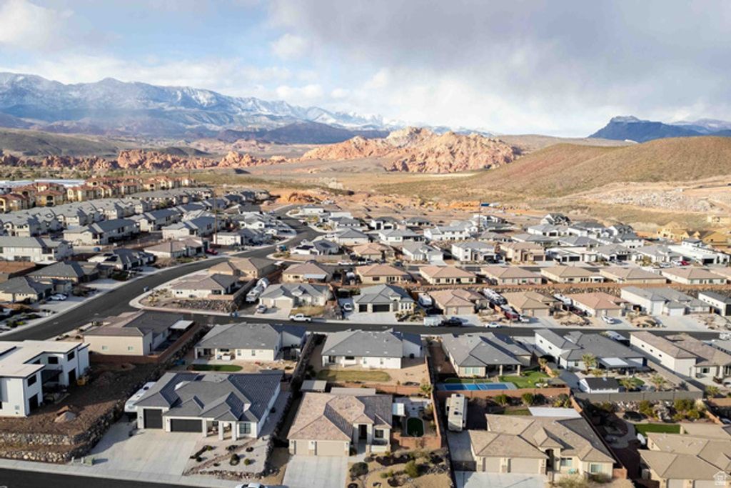 Image 56 of property listing at 1925 W 180 N, Hurricane, UT 84737