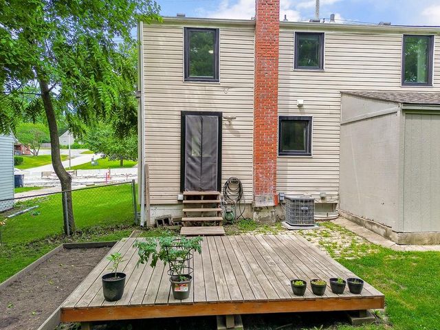 4335 N Oak Trafficway, North Kansas City, MO 64116