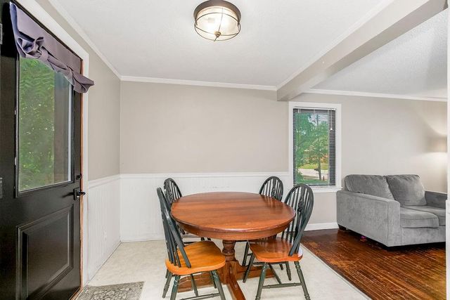 4335 N Oak Trafficway, North Kansas City, MO 64116