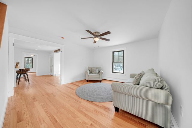 315 Hackett Hill Road, Hooksett, NH 03106