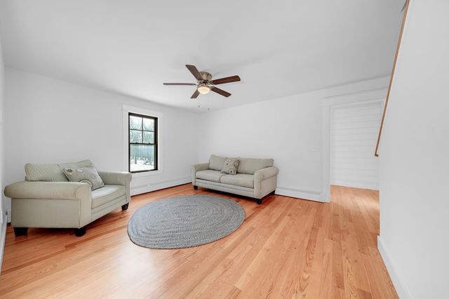 315 Hackett Hill Road, Hooksett, NH 03106