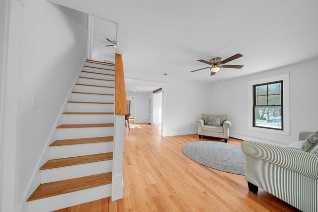 315 Hackett Hill Road, Hooksett, NH 03106