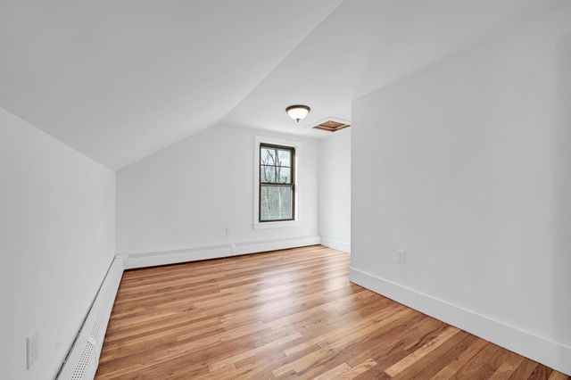 315 Hackett Hill Road, Hooksett, NH 03106