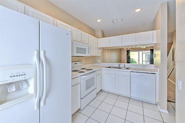 1309 COSTA MESA DRIVE, Wesley Chapel, FL 33543