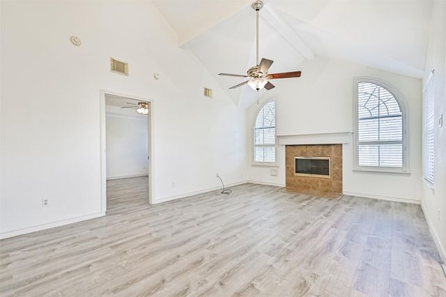 914 Chase Creek Circle, Bacliff, TX 77518