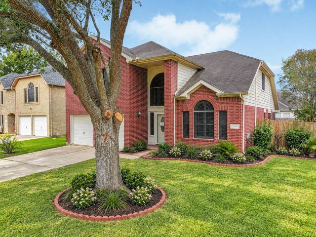 914 Chase Creek Circle, Bacliff, TX 77518