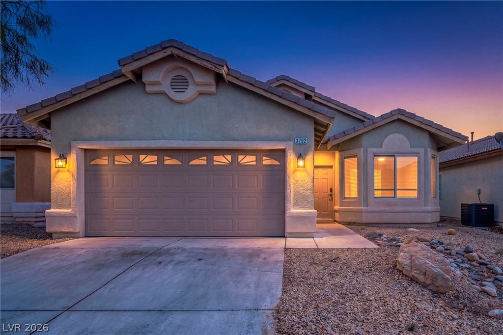 3792 Winter Whitetail Street, Las Vegas, NV 89122 — exterior