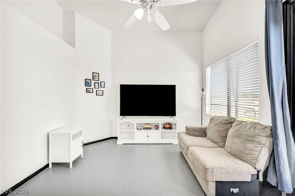 3792 Winter Whitetail Street, Las Vegas, NV 89122 — photo 5