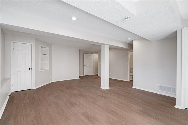 16203 W 157 Terrace, Olathe, KS 66062