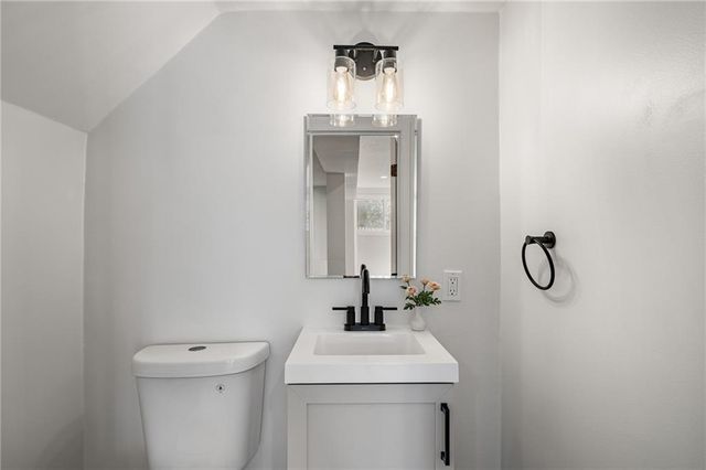 16203 W 157 Terrace, Olathe, KS 66062