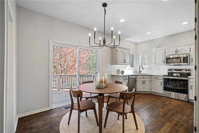 16203 W 157 Terrace, Olathe, KS 66062